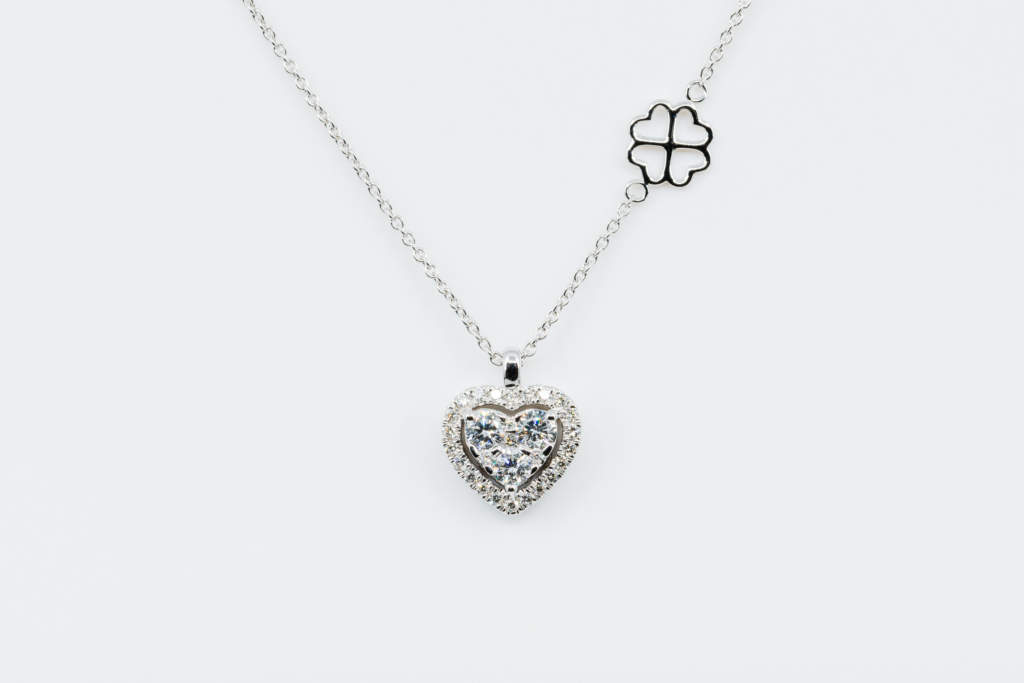 Collana Hearts Liberty White - Gioielleria Casavola Noci - Idea regalo anniversario importante donna