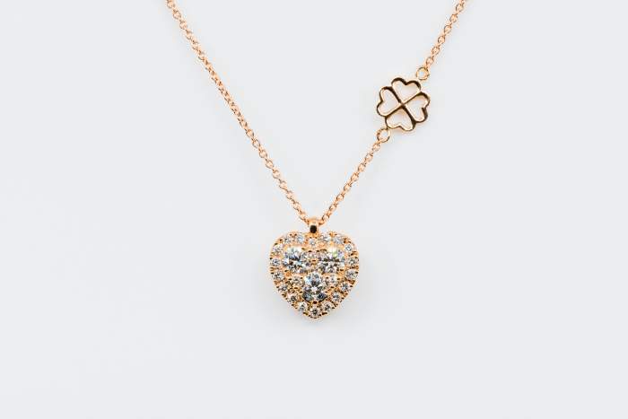 Collana cuore Liberty Rose - Gioielleria Casavola Noci - Idea regalo anniversario matrimonio