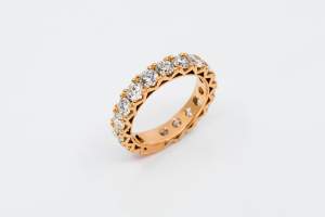 Girodito diamanti Infinity rosé XL - Gioielleria Casavola Noci - Idea regalo anello di fidanzamento