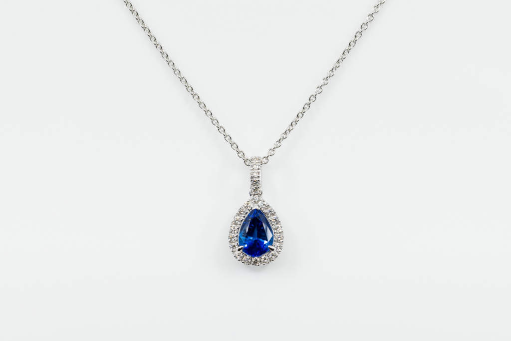 Crivelli collana pendente goccia zaffiro - Gioielleria Casavola di Noci - idee regalo donne