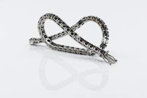 Crivelli bracciale tennis diamanti neri e bianchi - Gioielleria Casavola Noci - idee regalo uomo importante