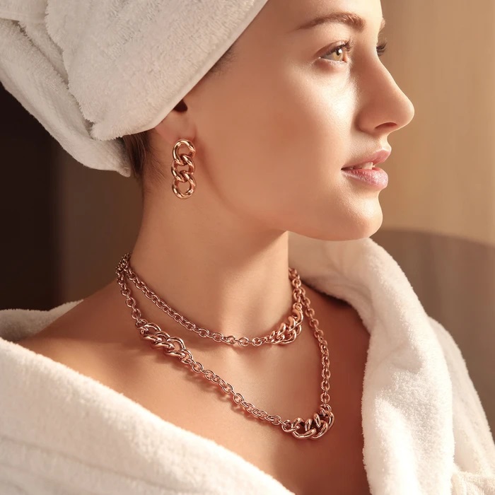 Orecchini curb Bronzallure WSBZ01750R - Gioielleria Casavola Noci - idee regalo donne - indossati