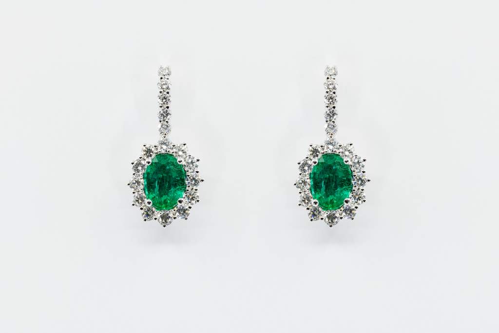 Orecchini rosette smeraldo pavé Prestige - Gioielleria Casavola Noci - high end jewelry