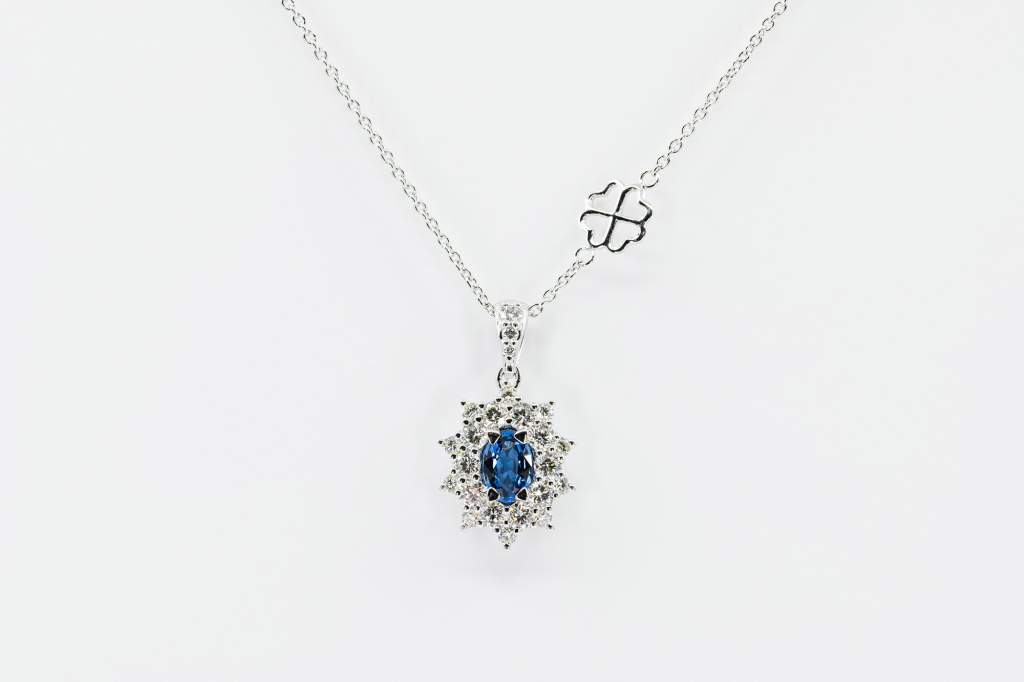 Collana zaffiro Daisy Nature - Gioielleria Casavola Noci - idee regalo compleanno ragazza - occasione importante