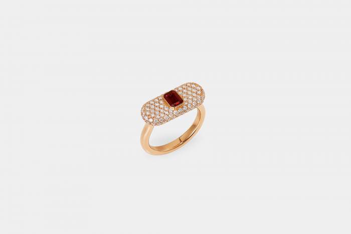 Crivelli anello ovalino rubino oro rosa - Gioielleria Casavola Noci - idee regalo donna importante - main