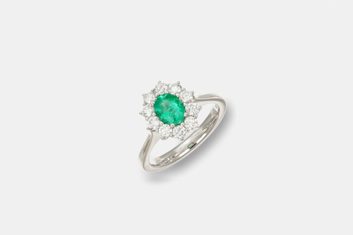 Anello rosetta smeraldo diamanti Prestige White - Gioielleria Casavola di Noci - idee regalo anniversario matrimonio - per lei
