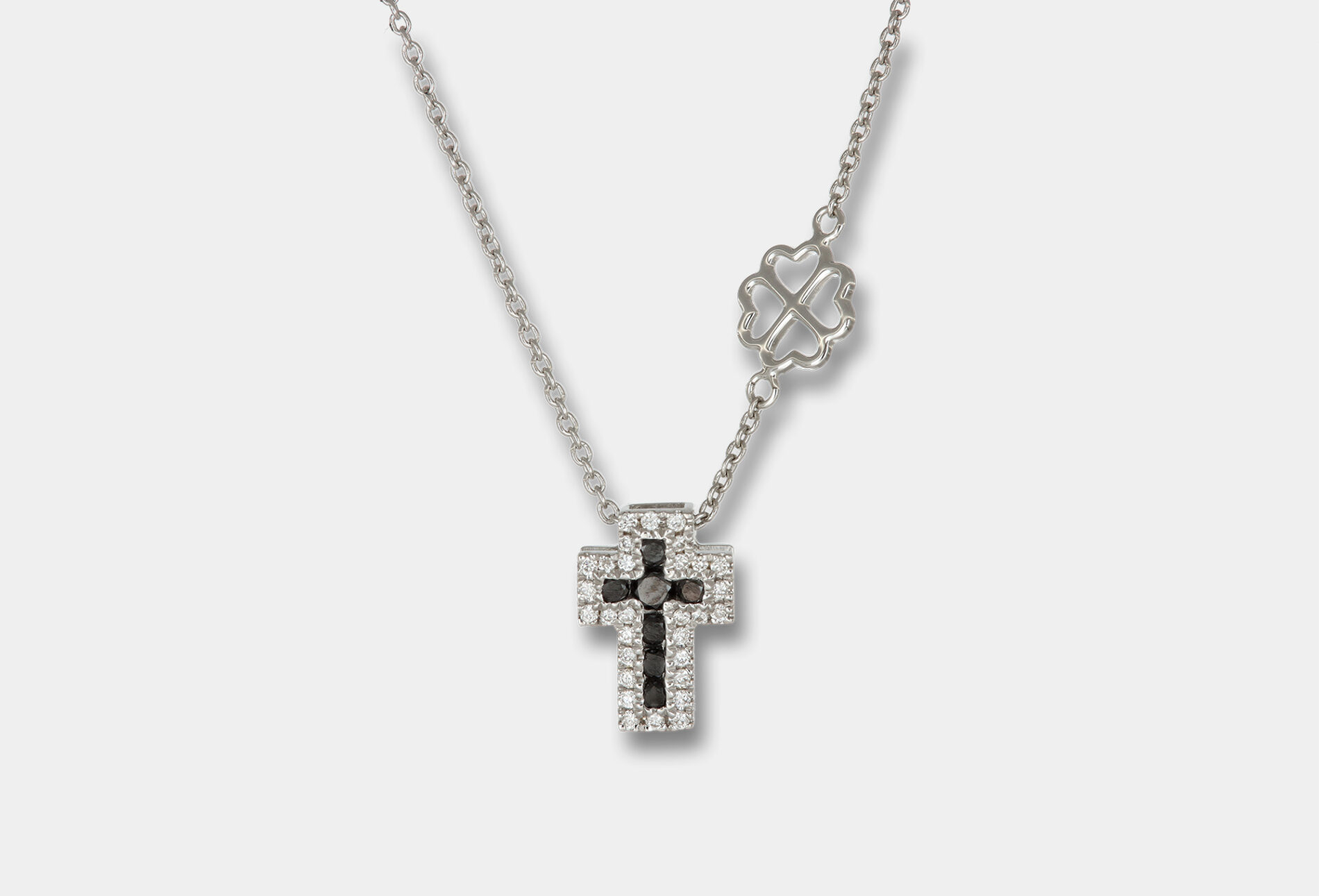 Collana croce Angelus White diamanti neri - Gioielleria Casavola di Noci - idee regalo battesimo - oro bianco