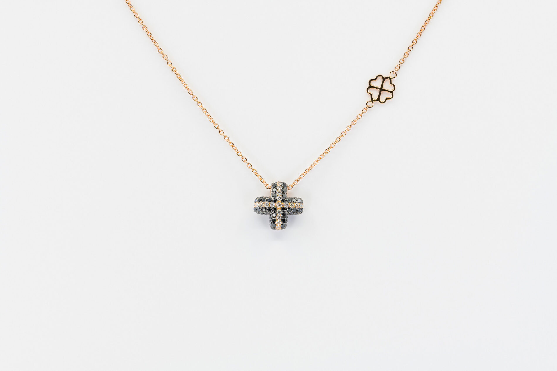 Collana croce diamanti Angelus Soft Small Rosé - Gioielleria Casavola di Noci - idee regalo uomo religioso - oro rosa