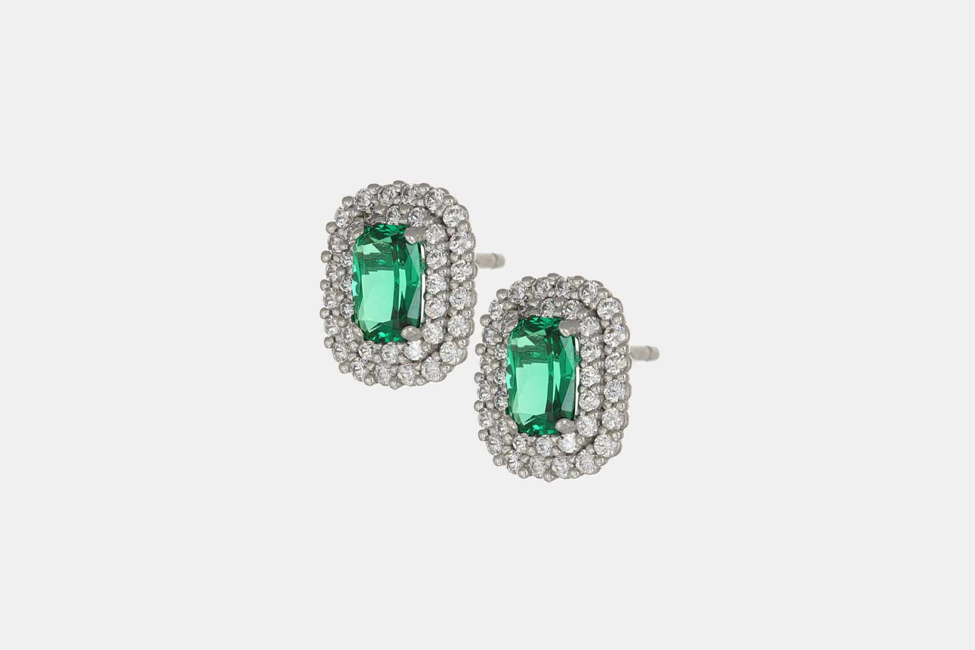 Orecchini oro bianco double halo zirconi verdi rettangolari - Gioielleria Casavola di Noci - idee regalo compleanno 50 anni migliore amica