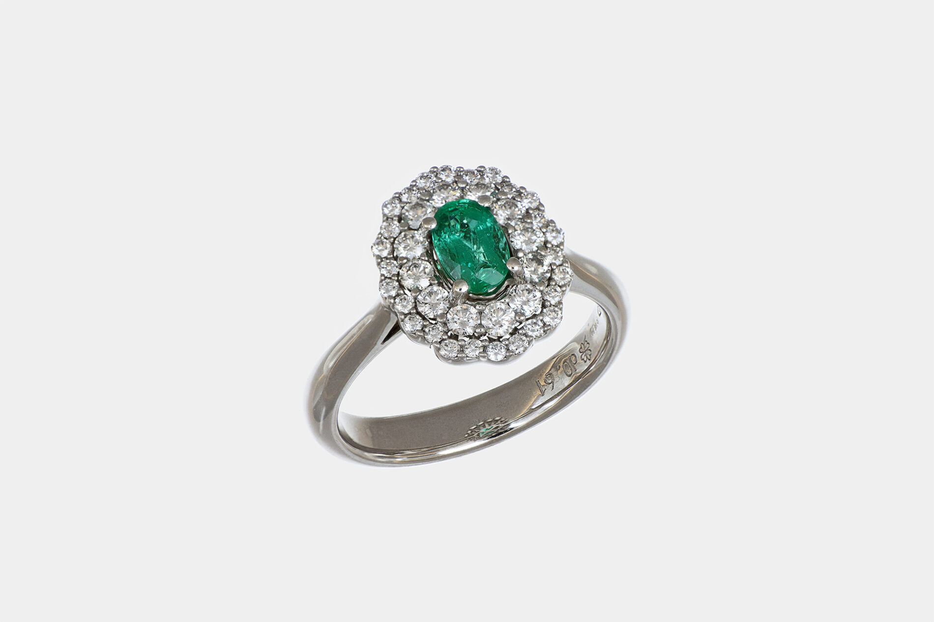 Anello smeraldo 0.57 ct Helianthus Nature White - Gioielleria Casavola di Noci - idee regalo compleanno mamma 60 anni - in oro bianco 18 carati